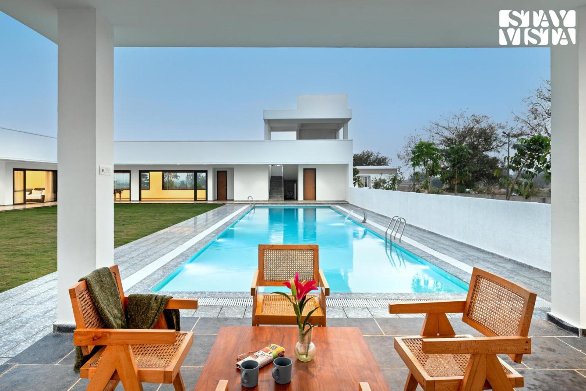 Stayvista At Aj House With Pvt Pool & Projector Set-Up Haïdarabad Extérieur photo